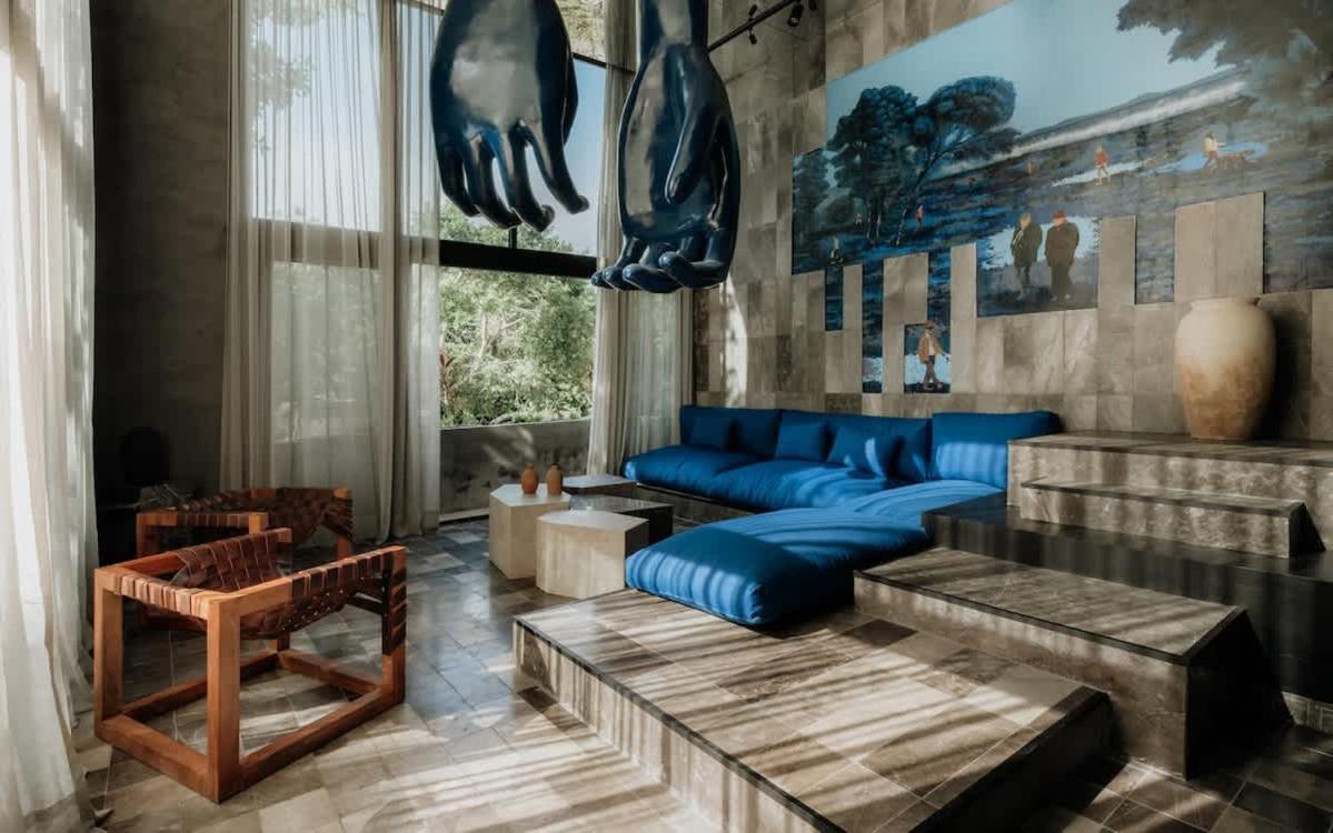 Barneys Ny Blue With Pool Apartment